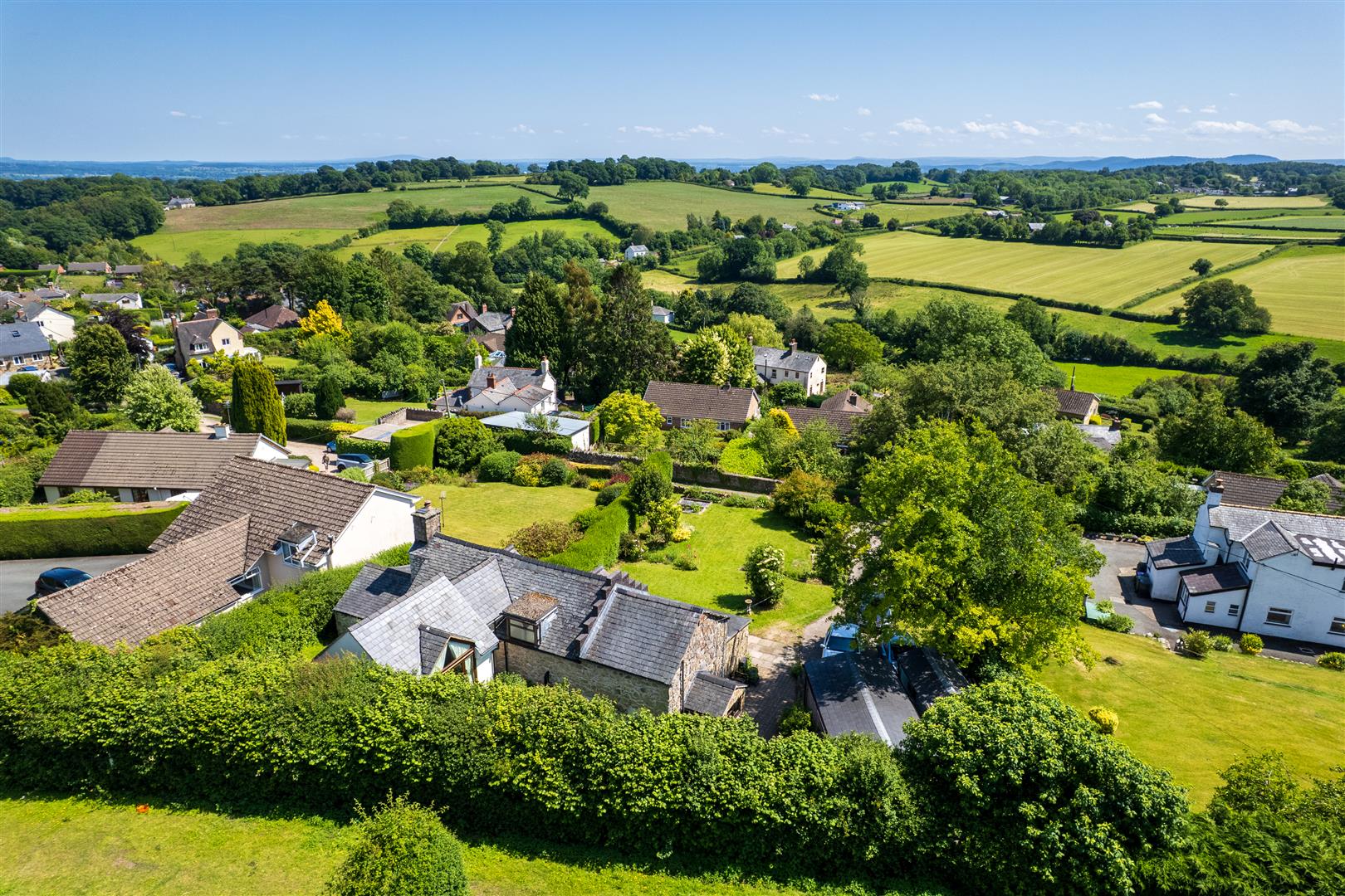 Silverdale Cottage Springbank Close, Oswestry, SY10 9DJ For Sale Silverdale Cottage Springbank Close, Oswestry, SY10 9DJ For Sale